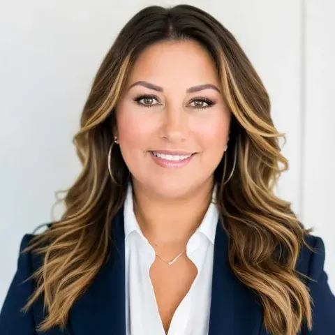 Bridgett Harris, real estate agent in Huntington Beach