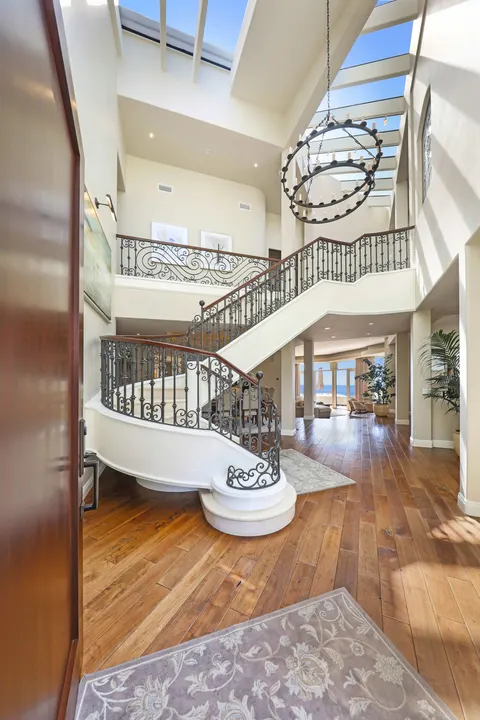 Matthew Hustad, real estate agent in Mission Viejo