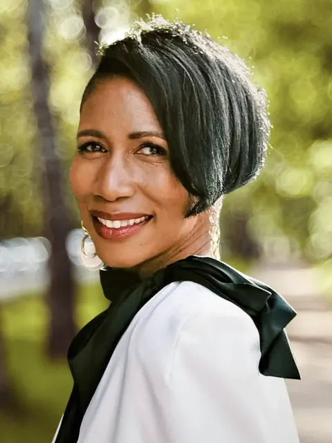 Arlene Johnson, real estate agent in Compton