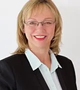 Joanne Kennedy, real estate agent in Fountain Valley