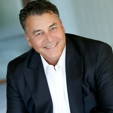 Leonard Larocca, real estate agent in Long Beach