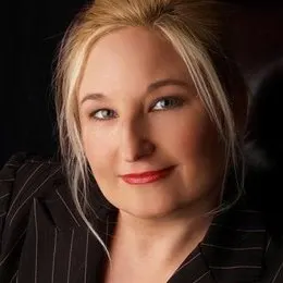 Marci Lewis, real estate agent in San Clemente