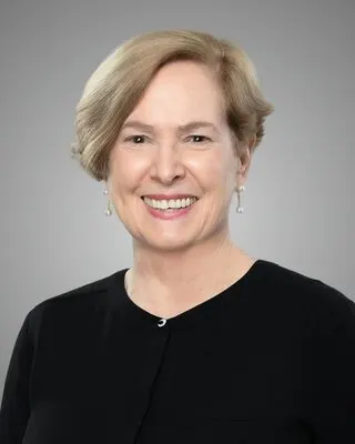 Marli Mcgraw, real estate agent in Huntington Beach