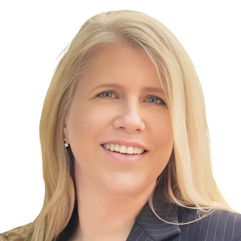 Karen Glenn, real estate agent in Paradise