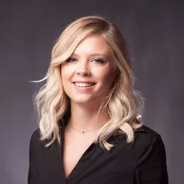 April Jones, real estate agent in Red Bluff