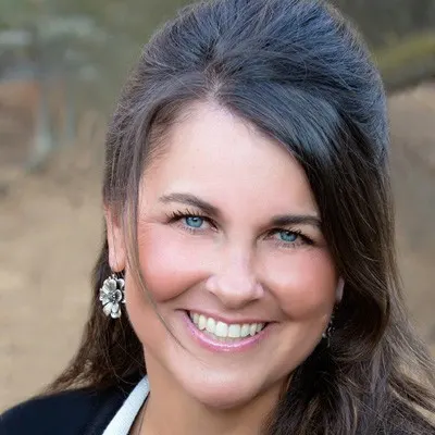 Michelle Hinckley-Pease, real estate agent in Mission Viejo