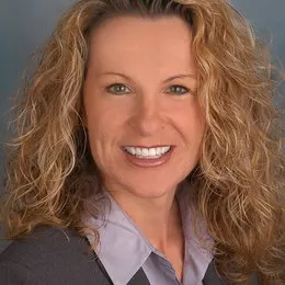 Diana Perna, real estate agent in Huntington Beach