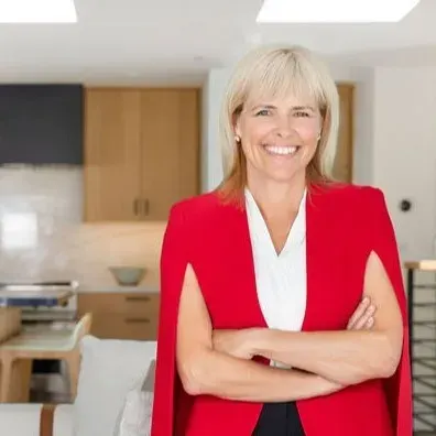 Lynn Peters, real estate agent in Redondo Beach