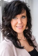 Victoria Marshall, real estate agent in Lancaster
