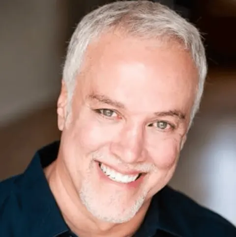 Larry Calemine, real estate agent in Woodland Hills