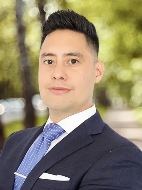 Marlon Amaya, real estate agent in Ridgecrest