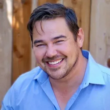Jonathon Trent, real estate agent in Los Angeles
