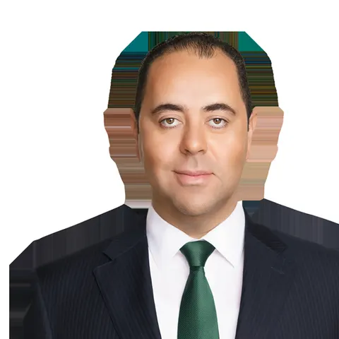 Gabriyel Mamikonyan, real estate agent in Burbank
