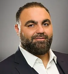 Arno Bagumyan, real estate agent in Burbank