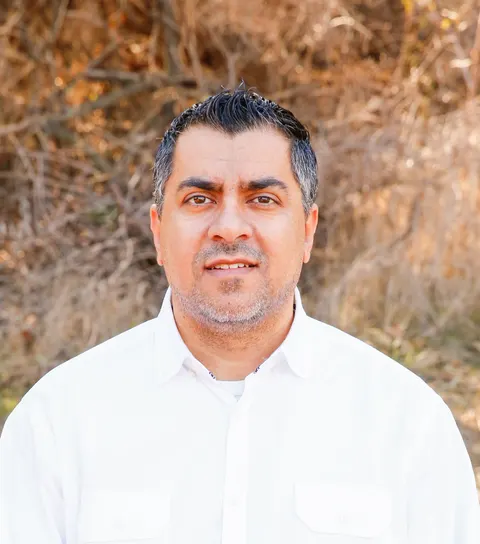 Shant Yeghikian, real estate agent in Glendale