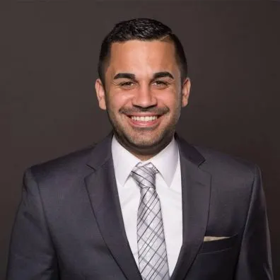Joshua Vigo-Fas, real estate agent in Los Angeles