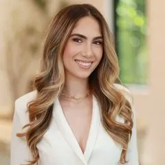 Loosine Boghosian, real estate agent in Burbank