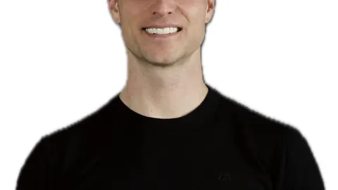 Adam Schechter, real estate agent in Simi Valley