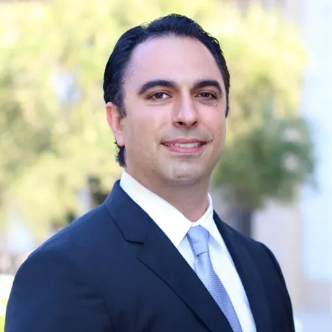 Bani Yousefi, real estate agent in Canyon Country
