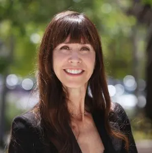 Joyce Lee, real estate agent in Valencia