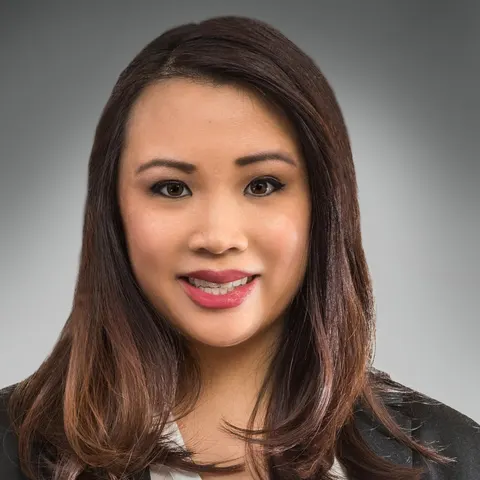 Melody Jew, real estate agent in Porter Ranch