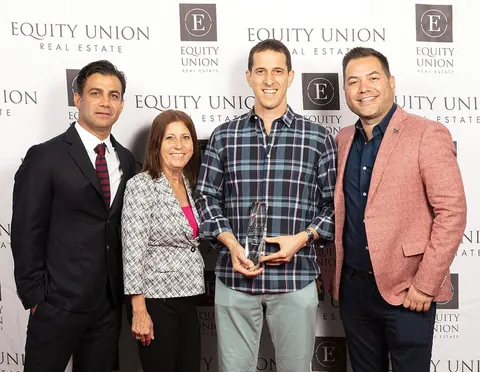 Zeev Perez, real estate agent in Encino