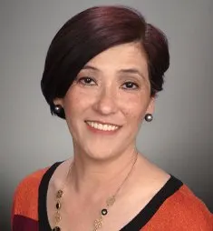 Brenda Tirona, real estate agent in Simi Valley