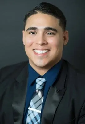 Cesar Ochoa, real estate agent in Barstow