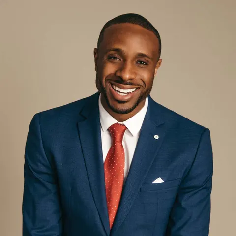 Steven Ejiofor, real estate agent in Sherman Oaks