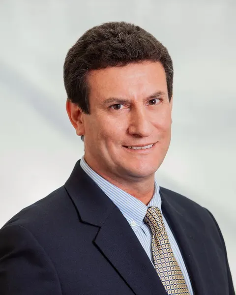 Martin Acuna Bolivar, real estate agent in Canyon Country