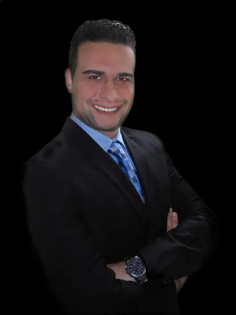 Lior Bitan, real estate agent in Woodland Hills