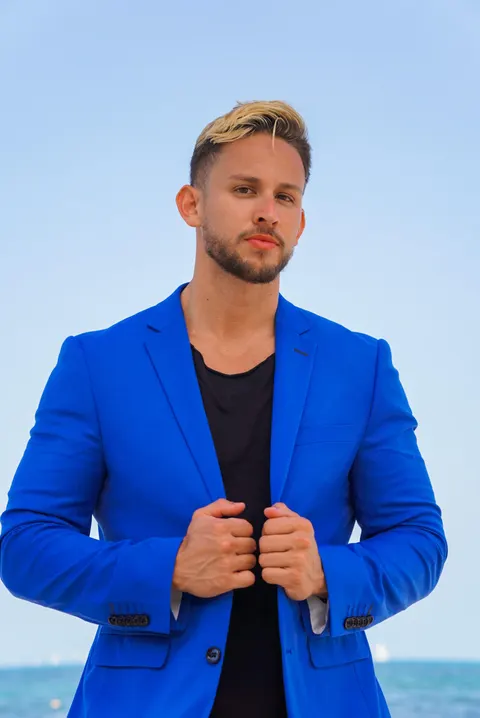 Robert Delwarte, real estate agent in Hollywood Hills