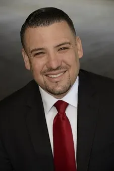 Edgar Hernandez, real estate agent in Compton