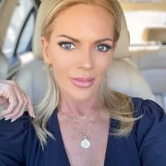 Heather Schmitt, real estate agent in Winnetka