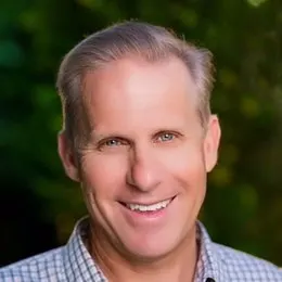 Gary Wolfe, real estate agent in Van Nuys