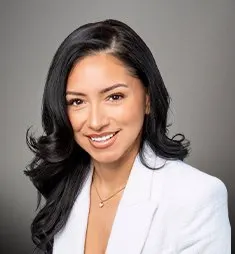 Reyna Aldaz, real estate agent in Sylmar