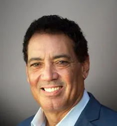 Carmelo Ferreira, real estate agent in West Hills