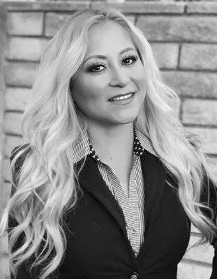 Cynthia Fels, real estate agent in Lake Balboa