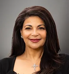 Mary Hanna, real estate agent in Woodland Hills