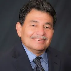 Carlos Sotelo, real estate agent in Palmdale