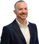 Eric Cagle, real estate agent in Santa Paula