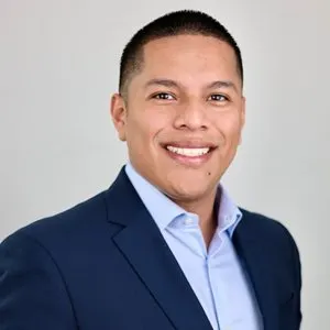 Emanuel Xoyatla, real estate agent in Pacoima