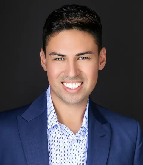 Avri Rivera, real estate agent in Canyon Country