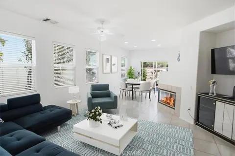 Rodney Lazary, real estate agent in Canyon Country