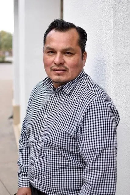 Carlos Alfaro, real estate agent in San Fernando