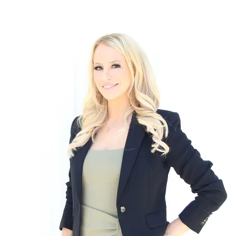 Brittney Rebecca, real estate agent in Hidden Hills