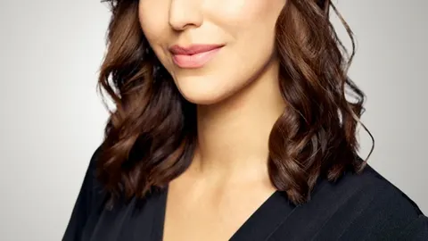 Veronica Barcena, real estate agent in Arleta