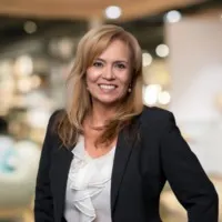 Leticia Puente, real estate agent in Lancaster