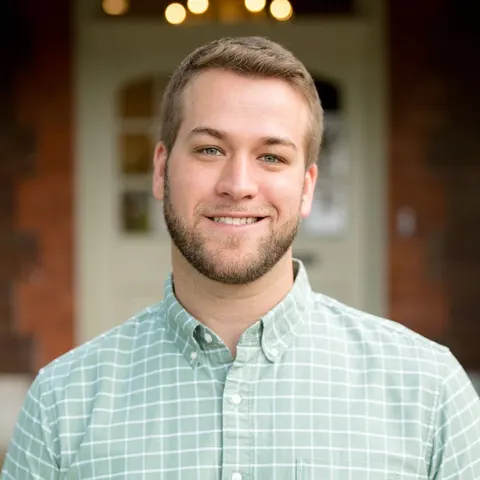 Jonathan Lee, real estate agent in Bell