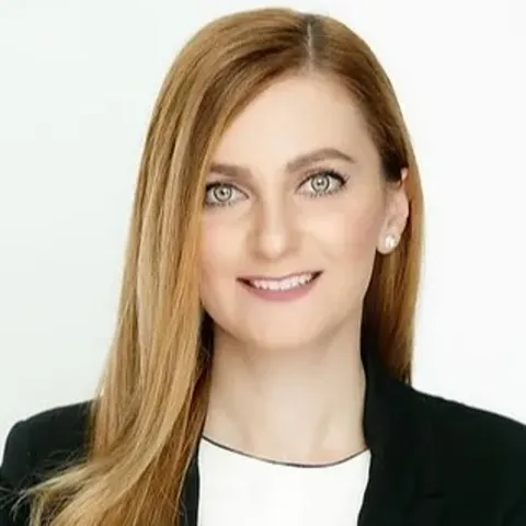 Aleen Mayelian, real estate agent in Hollywood